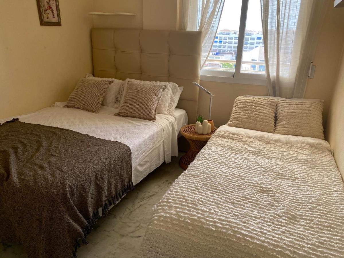 Exclusive Puerto Banus Beach Apartment Free Parking Wifi & Swimming Pool Marbella Exterior foto